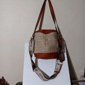STEVEN MADDEN COUGNAC BUCKET CROSS BODY PURSE